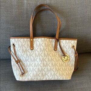 Michael Kors Beige Tote Bag